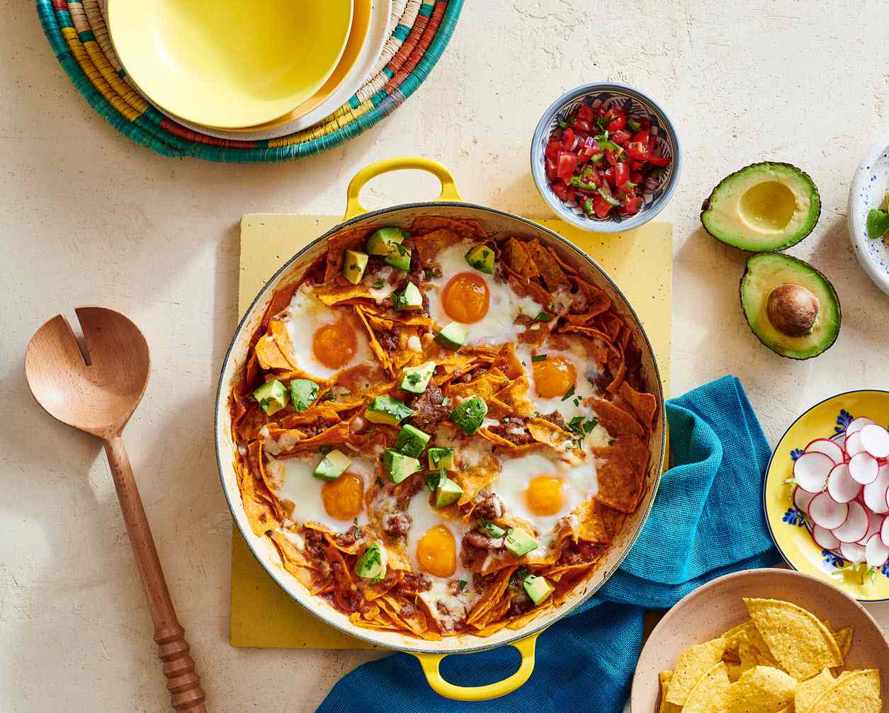 Chilaquiles Bữa sáng hầm