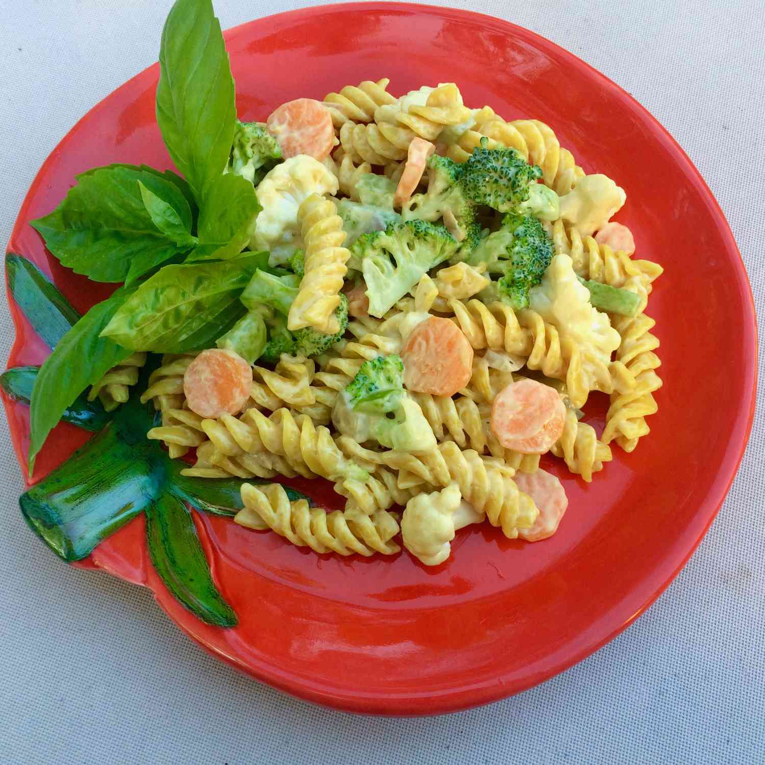 Salad rotini nghệ