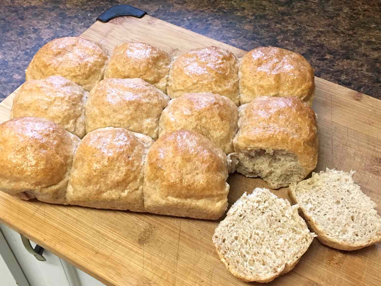 Bánh mì puldough pull-apart với zucchini với zucchini