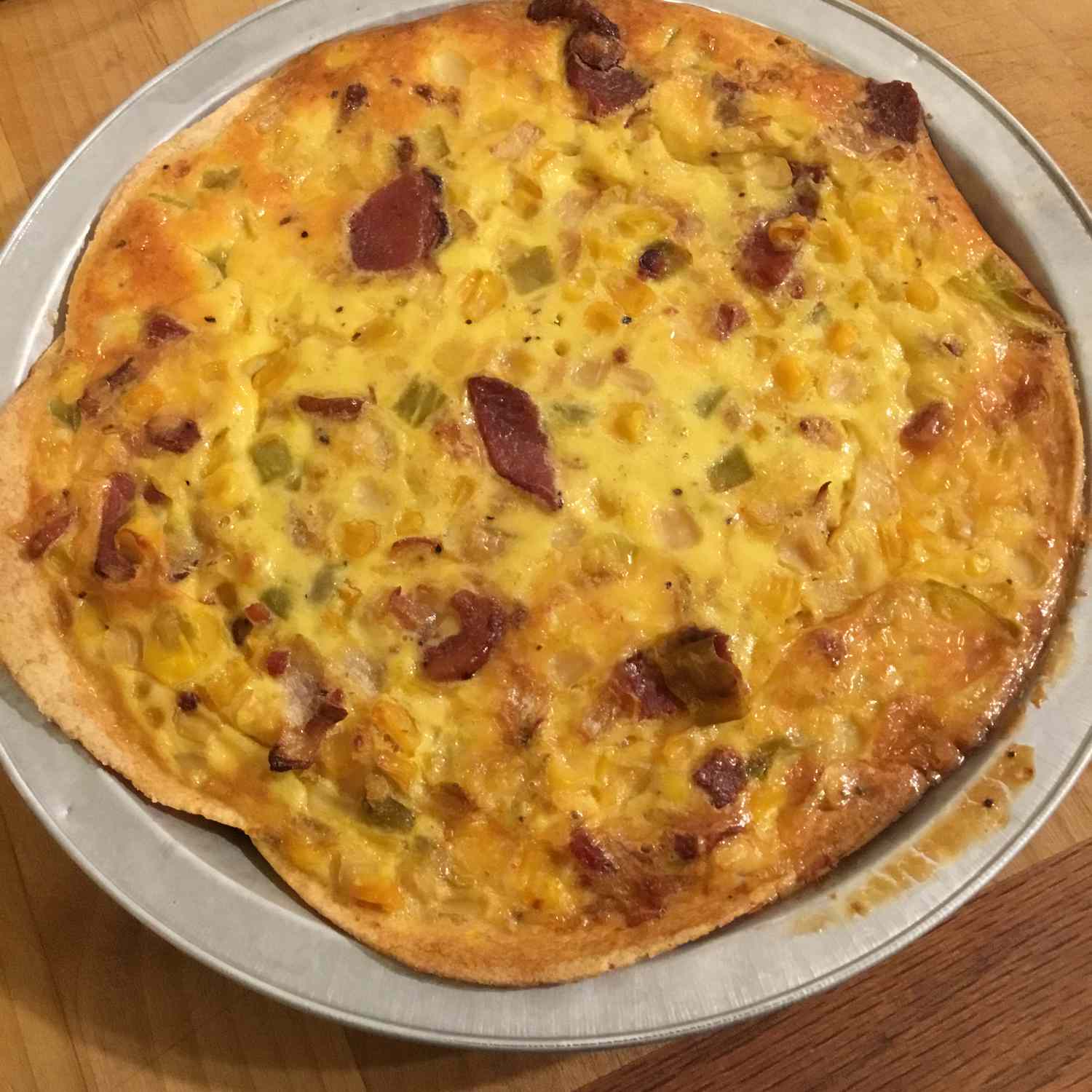 Thịt xông khói và Cheddar Cheese Quiche