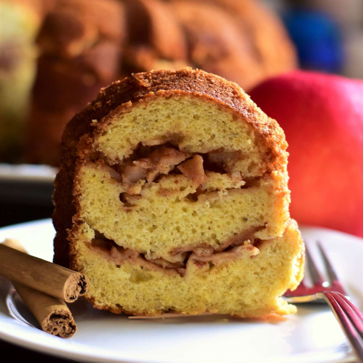 Bánh Bundt Bundt của Moms-Cinnamon