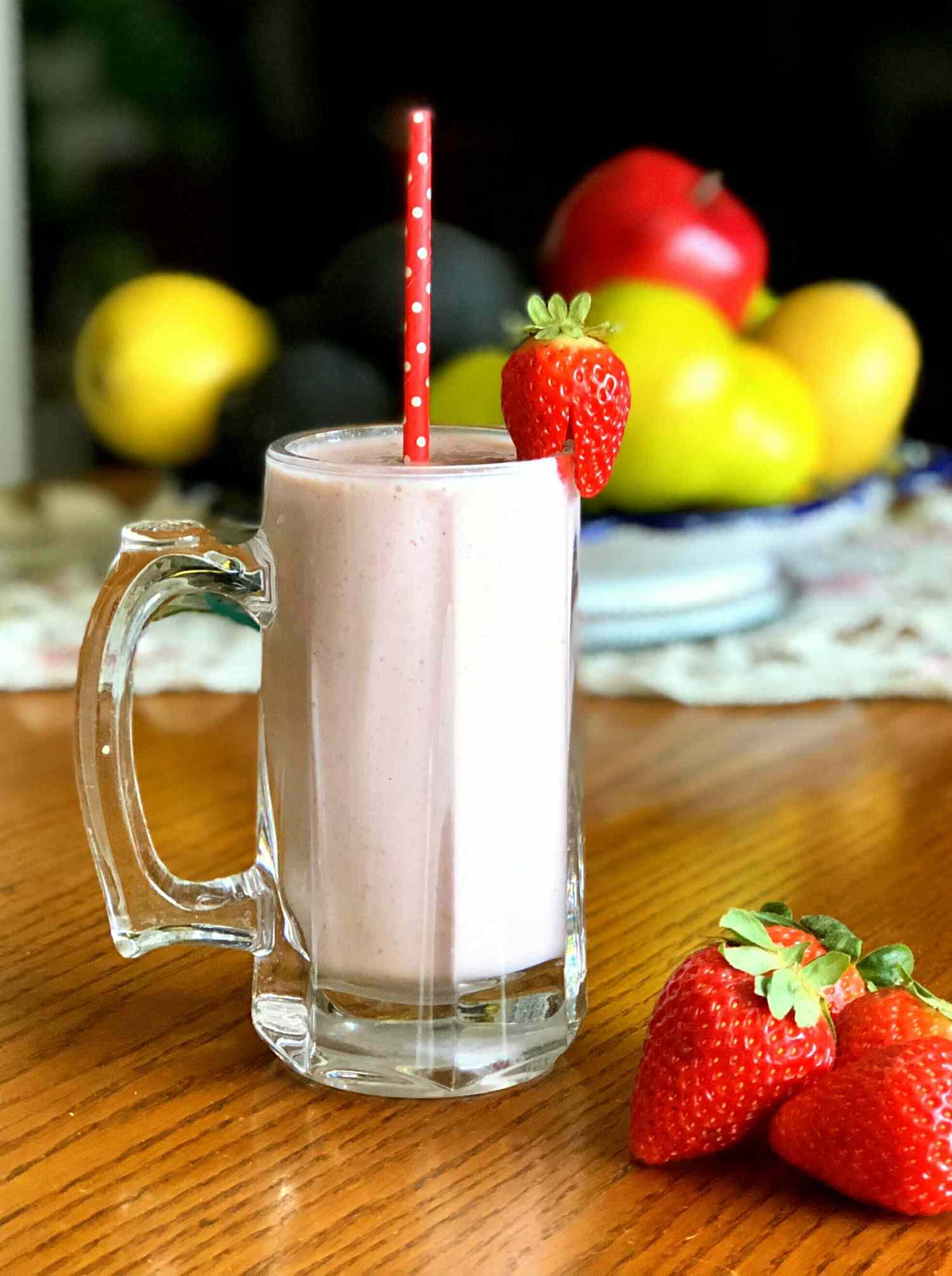 Smoothie protein dâu tây