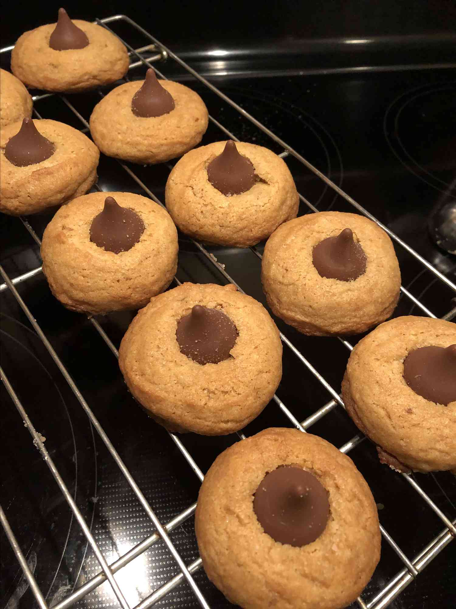 Cookies bơ màu nâu caramel muối