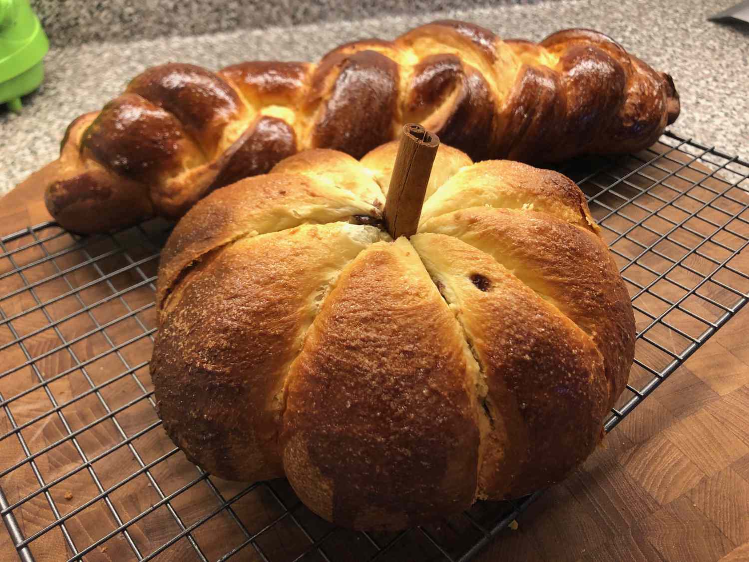 Pull-part-part Pumpkin brioche