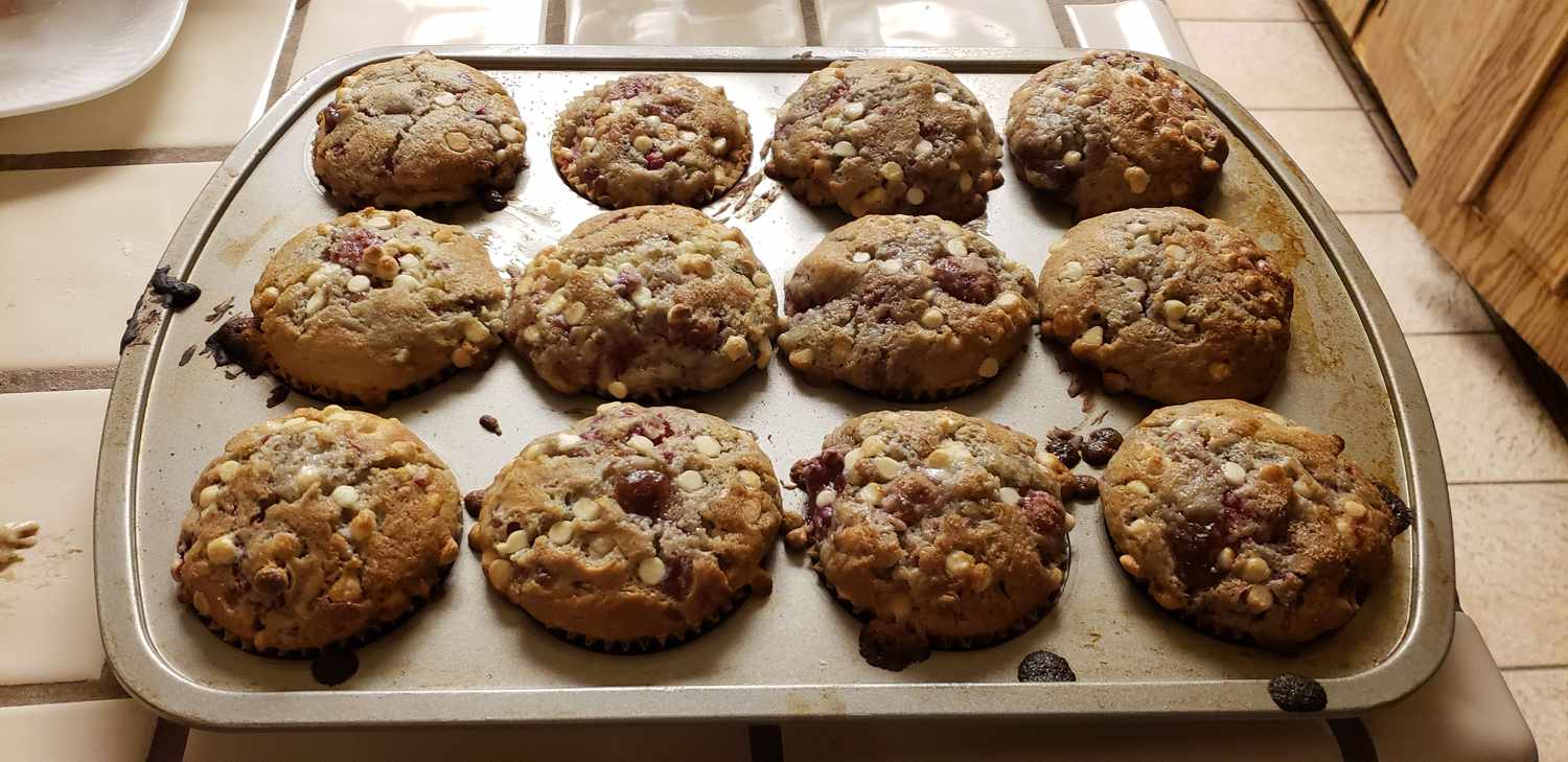 Raspberry-White Chocolate Chip Buffins