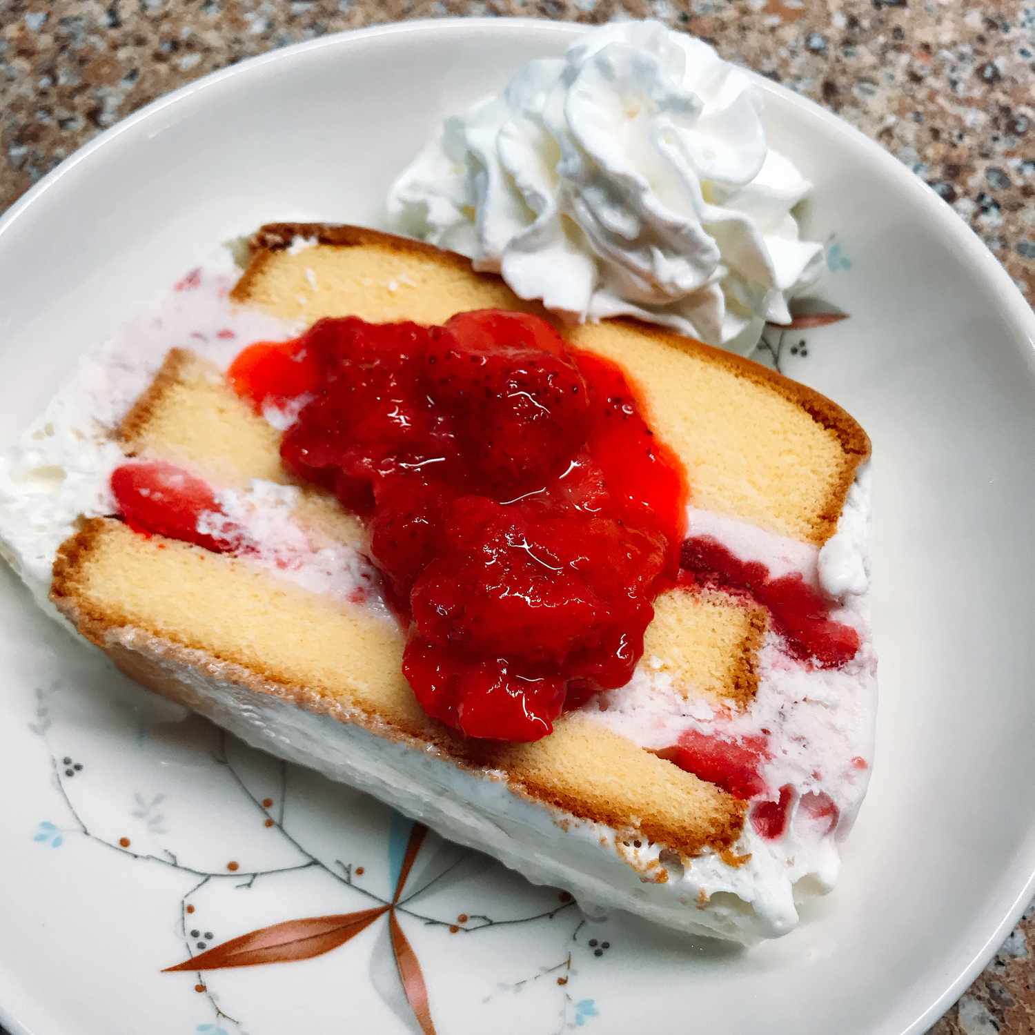 Bánh kem Strawberry Shortcake
