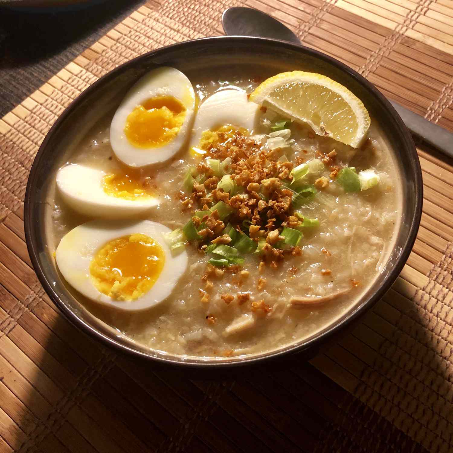 Gà Arroz Caldo (Lá gà Gạo)