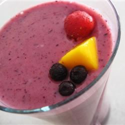 Smoothie-Pineaple-Berry nhiệt đới