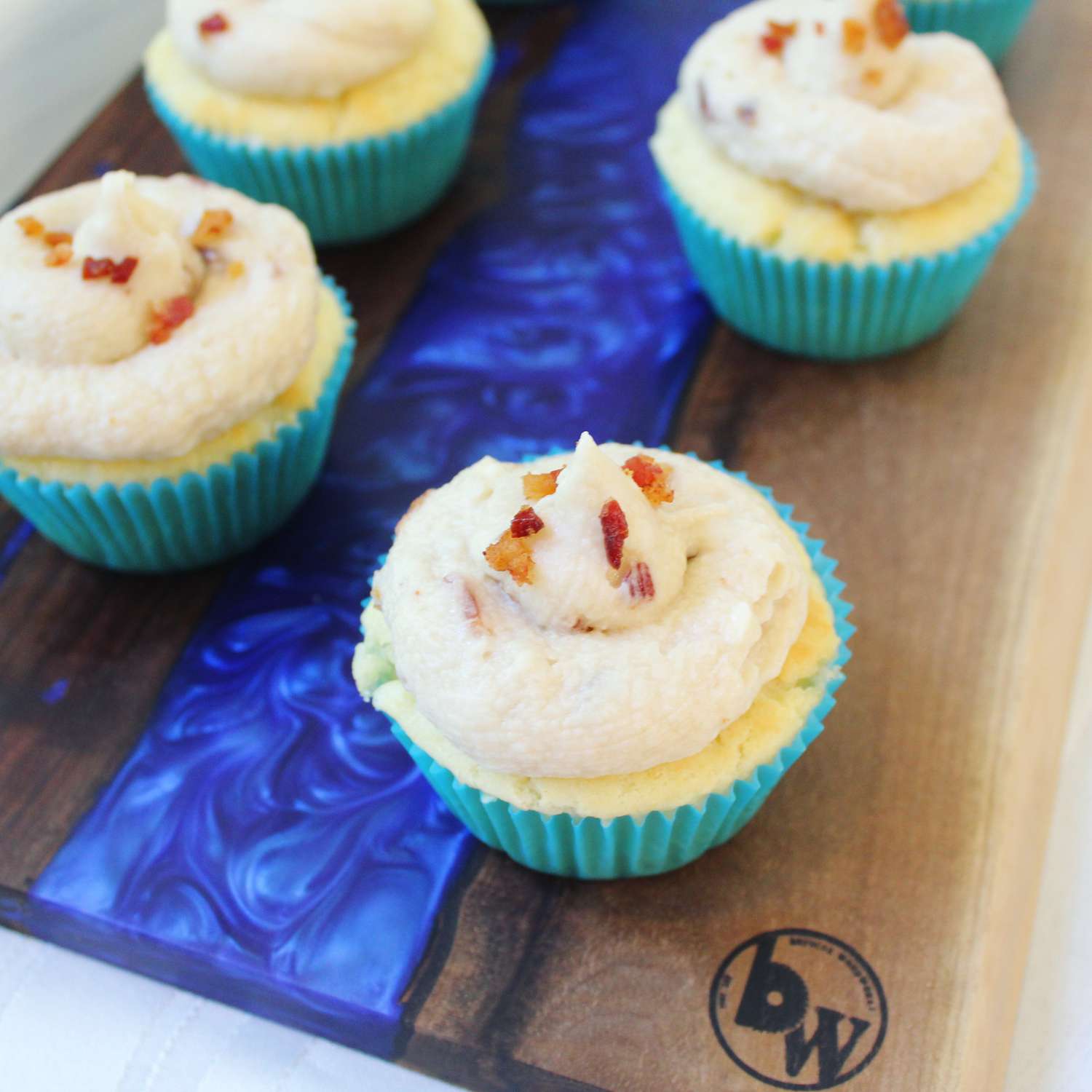 Bánh pancake bánh pancake với kem thịt xông khói maple frosting