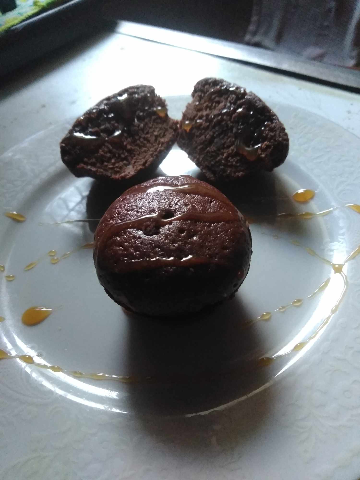 Bị cắn brownie ngon