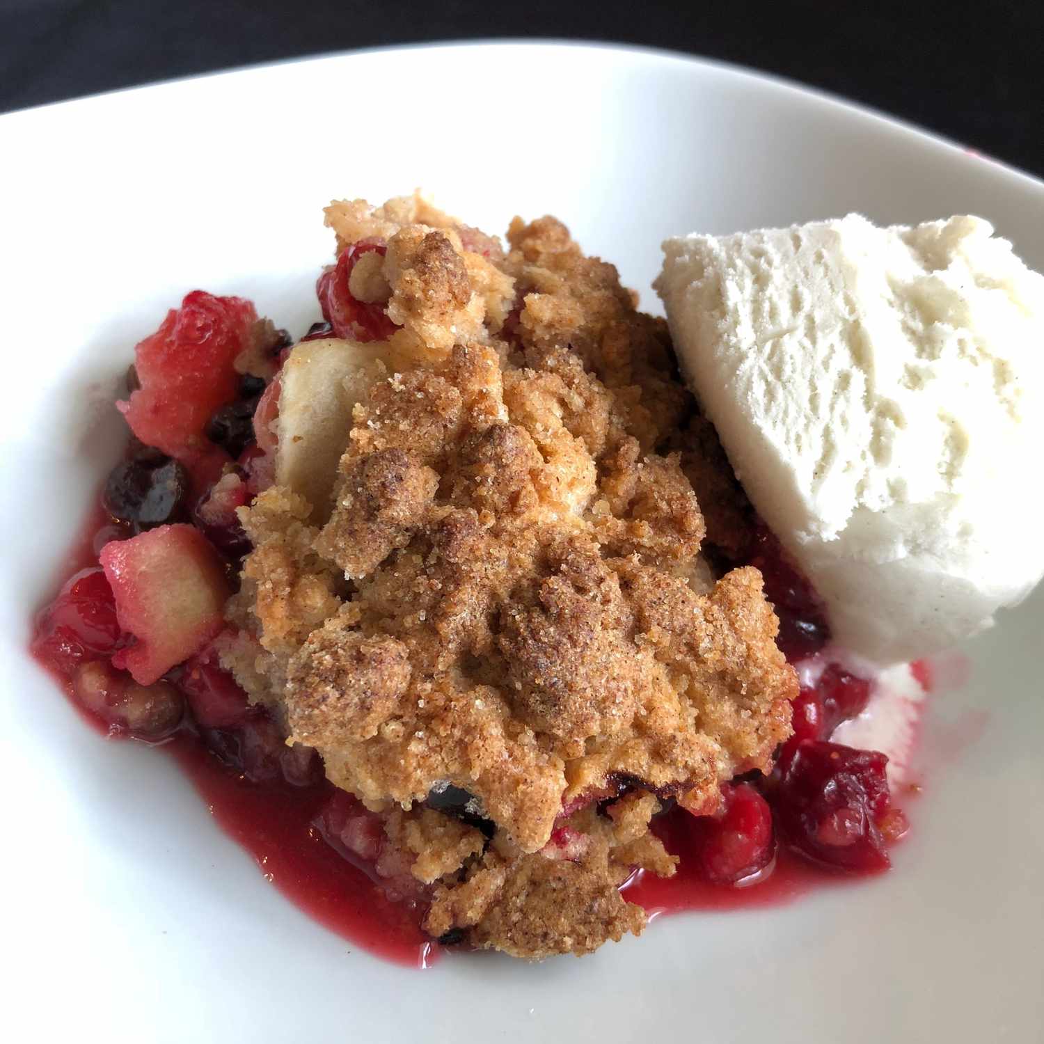 Apple-cranberry Crumble