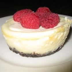 Cup mini Cheesecake với lớp phủ kem chua Topping