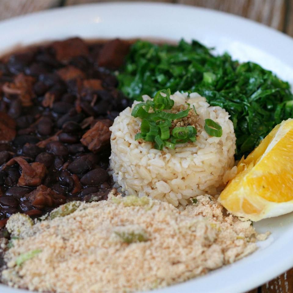 Feijoada Nordestino (món hầm đen phía đông bắc Brazil)