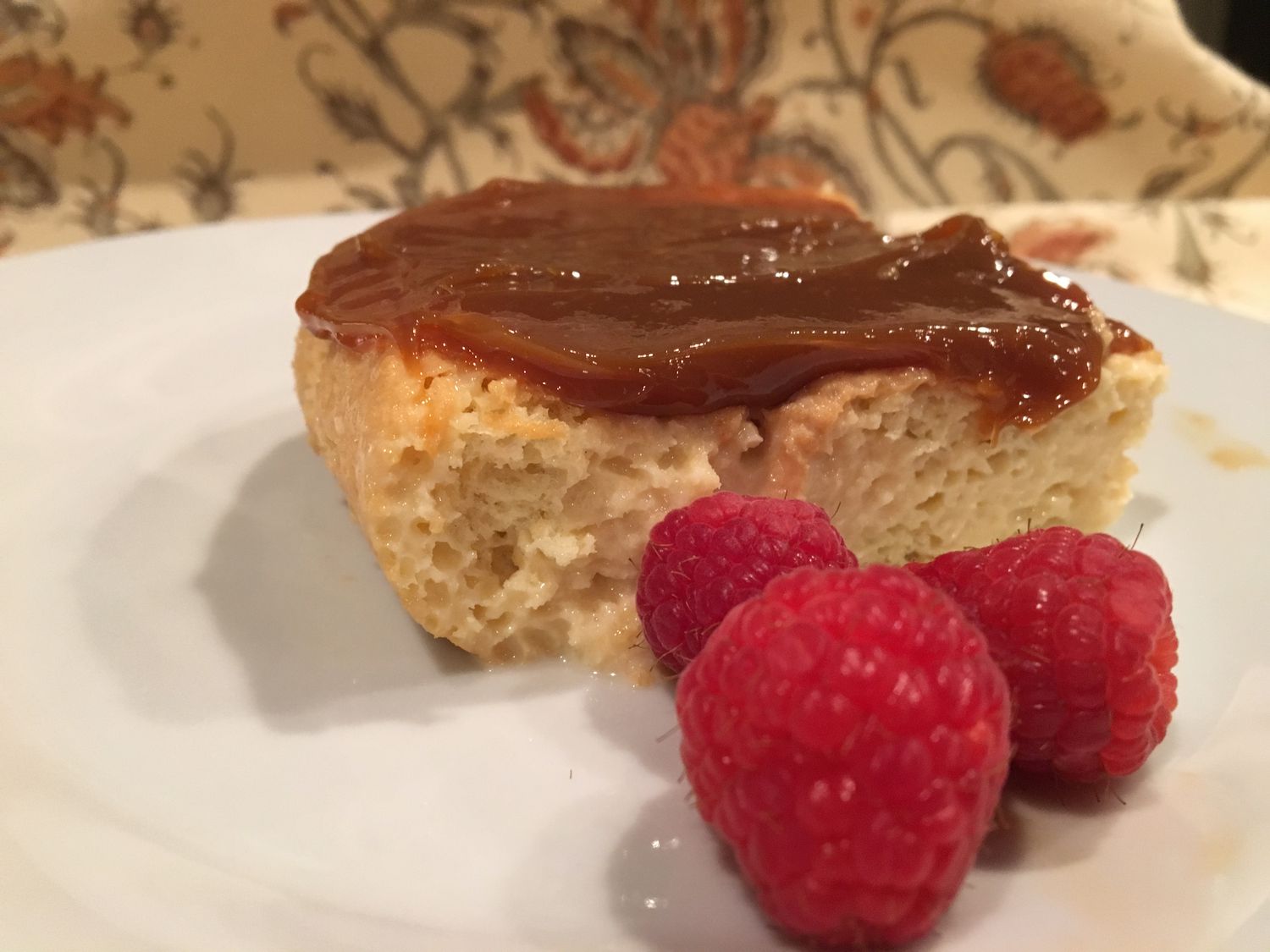 Bánh Tres Leches với Dulce de Leche