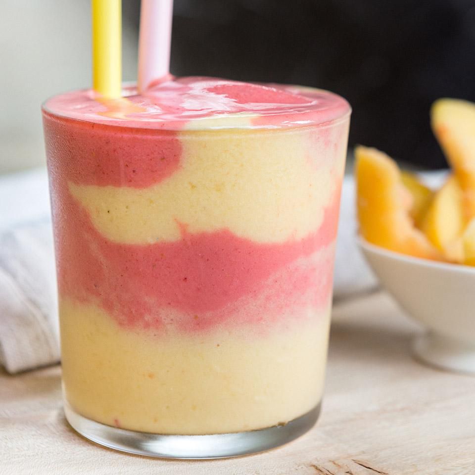 Smoothie đào dâu tây từ yoplait