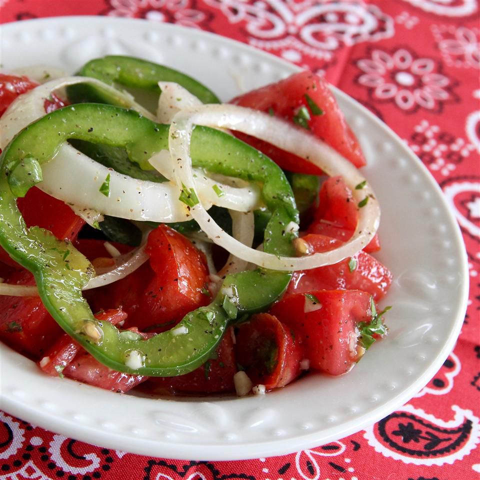 Salad cà chua Basque