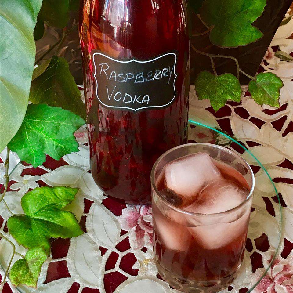 Raspberry truyền rượu vodka