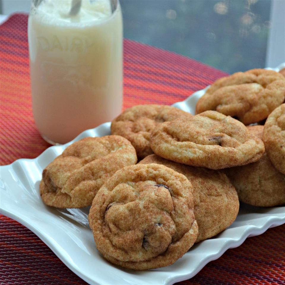 Cranberry snickerdoodle cookie