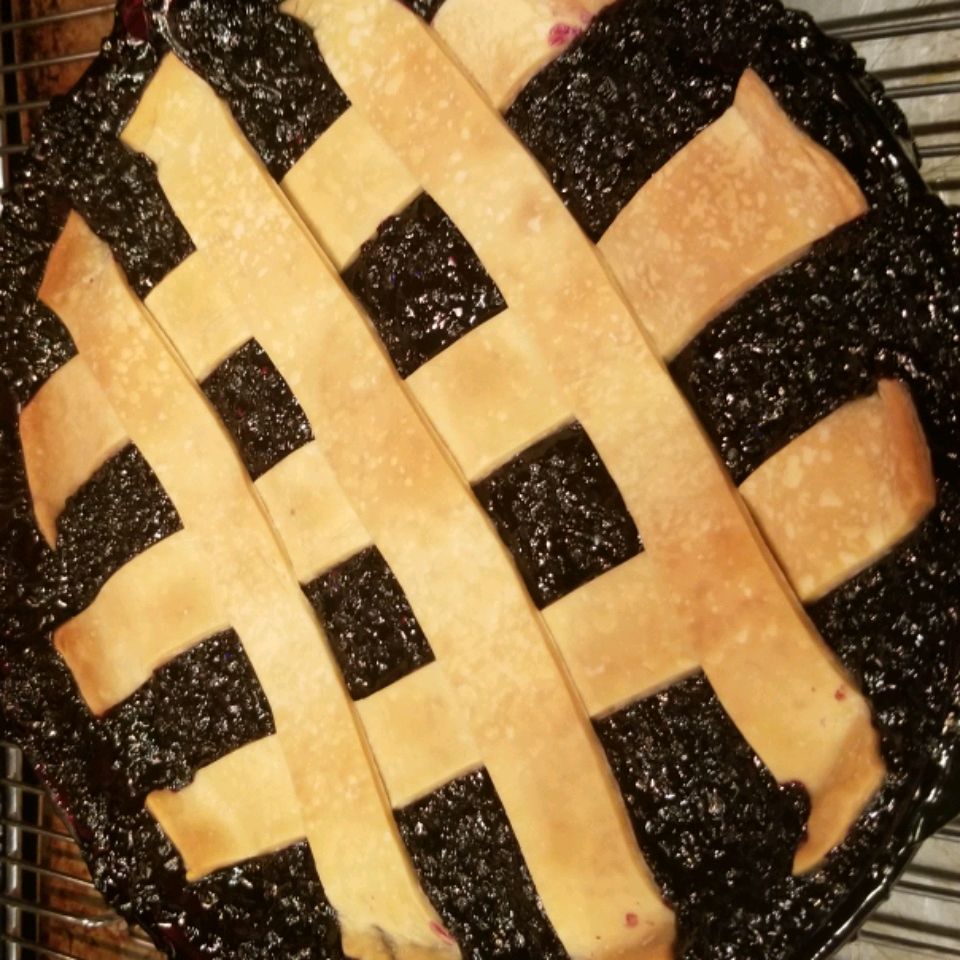 Elderberry pie