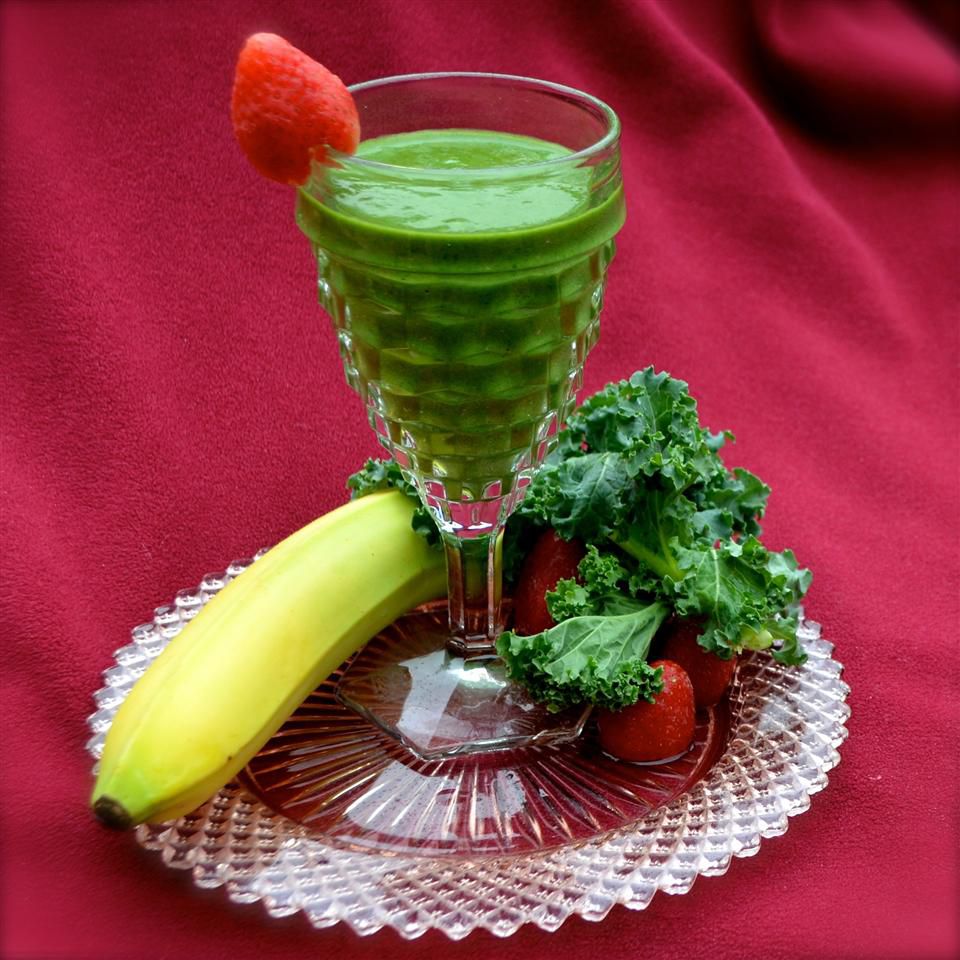 Smoothie cải xoăn và chuối nhanh