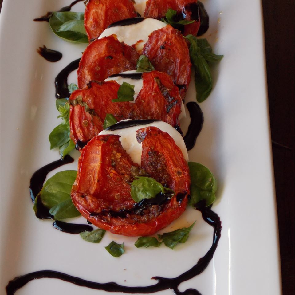 Salad Caprese cà chua nướng