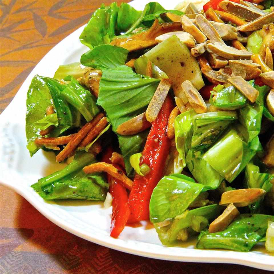 Giòn bok choy salad