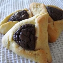 Hamentashen với brownie làm đầy