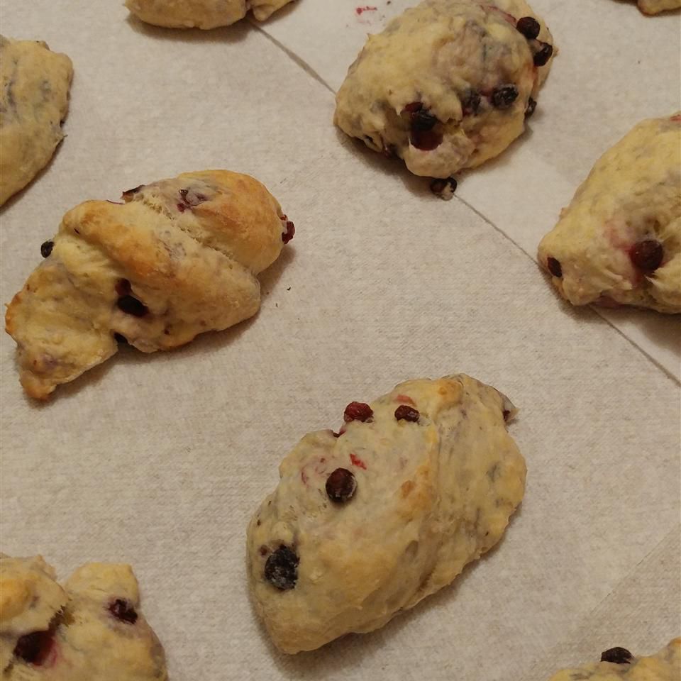 Huckleberry-Lemon Scones