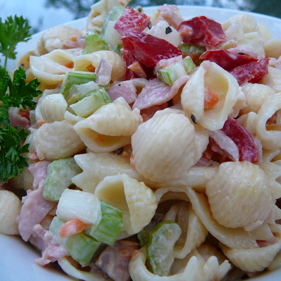 Salad macaroni với một twist