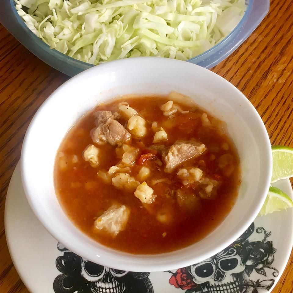 Pozole Rojo (Thịt lợn Mexico và Hominy Stew)