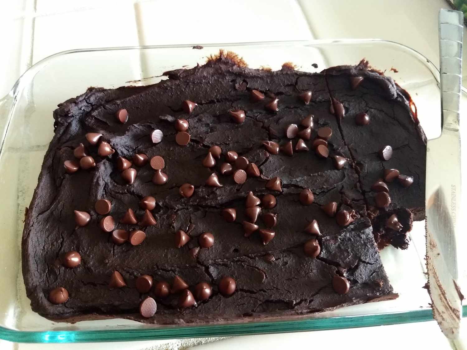 Bơ brownies đậu đen