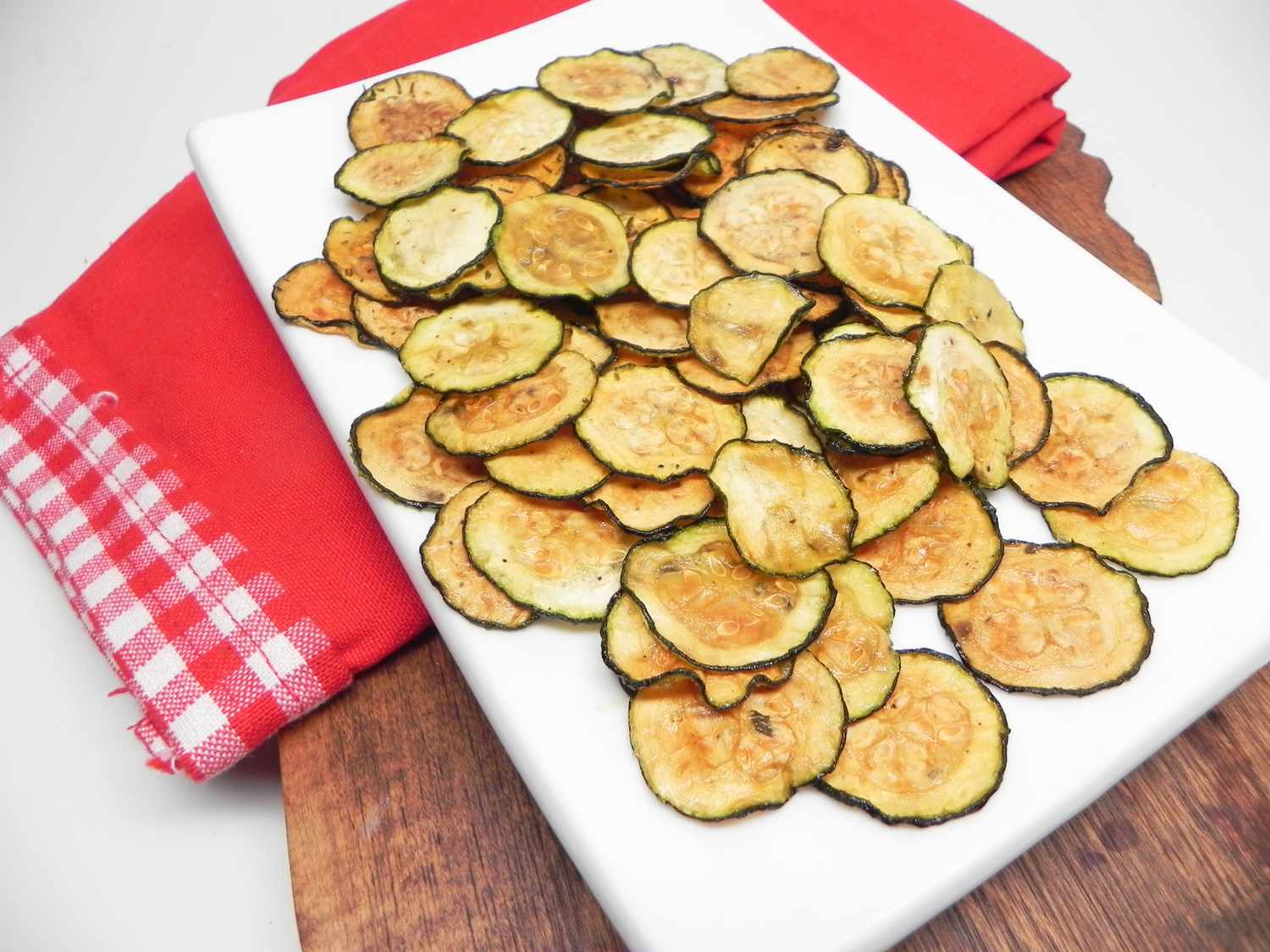 Parmesan-Ranch zucchini chip