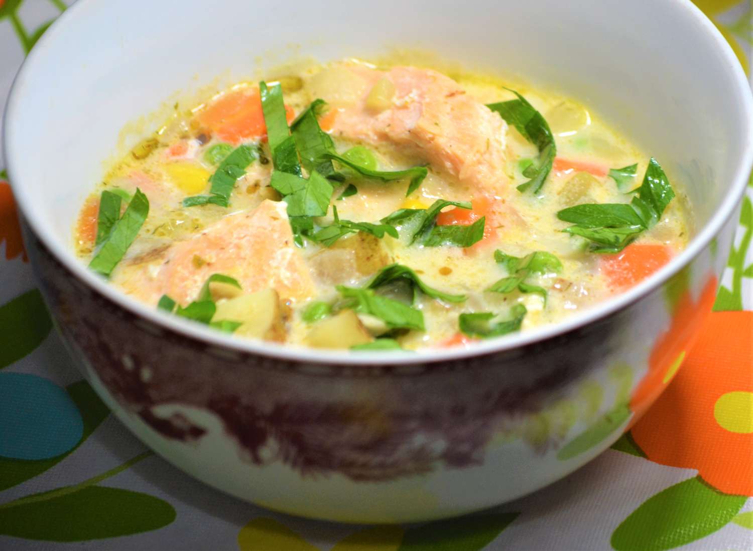 Kem cá hồi chowder