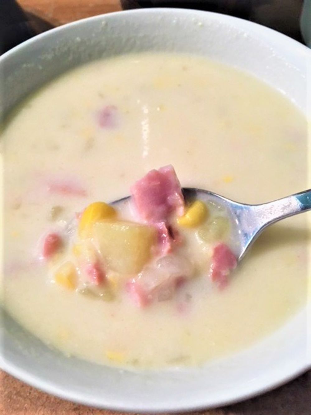 Ham và ngô chowder