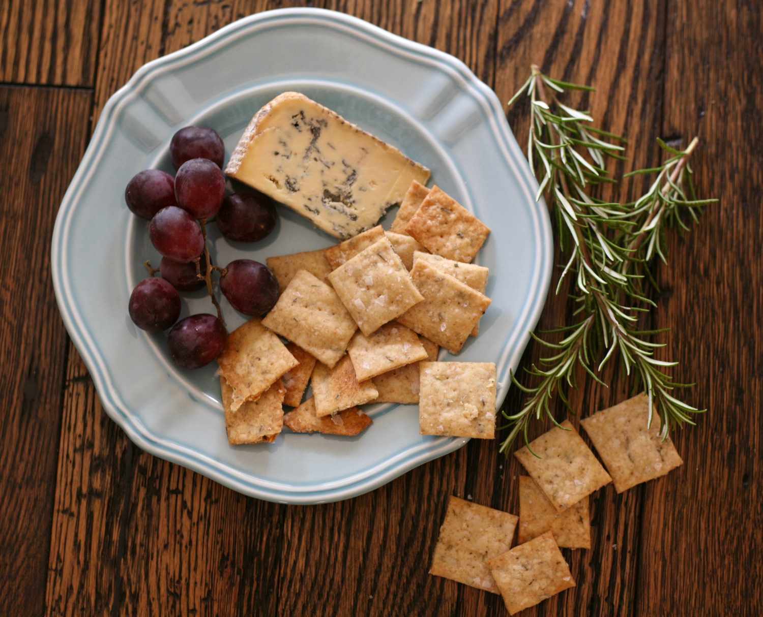 Bánh quy Rosemary Sourdough