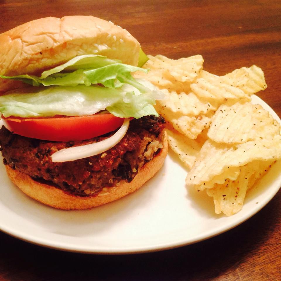 Đen Quinoa Veggie Burgers