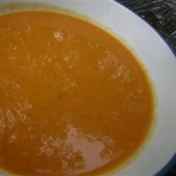 Kem nồi áp suất của súp cà rốt