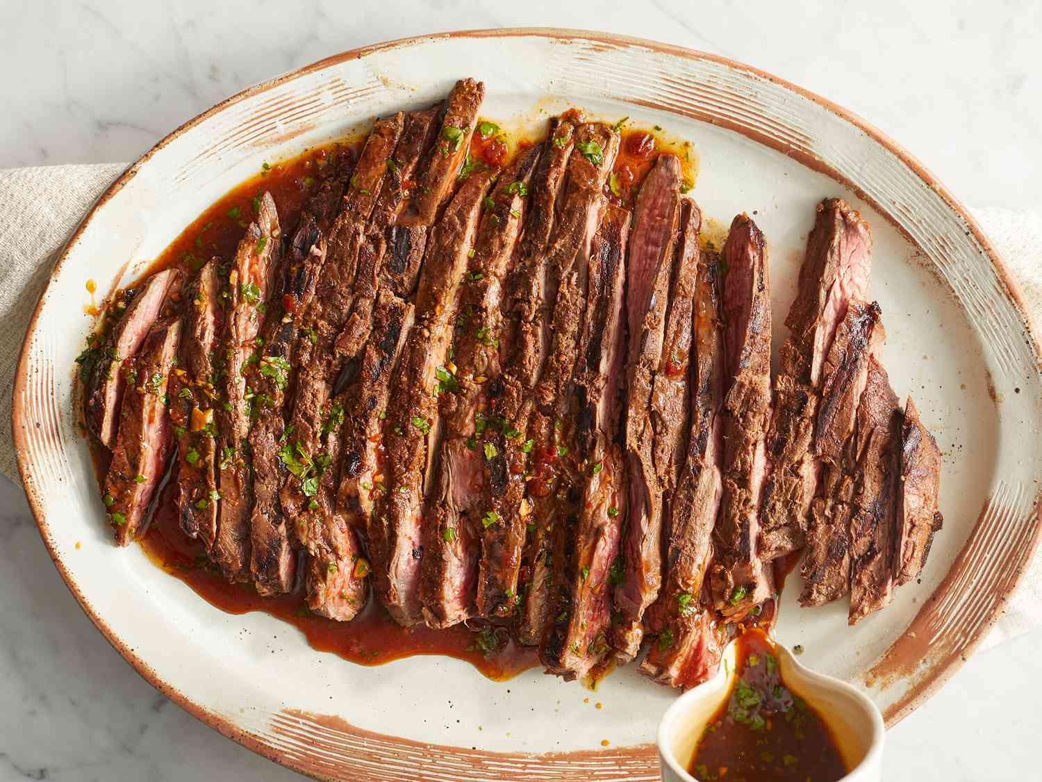 Lisas yêu thích carne asada ướp