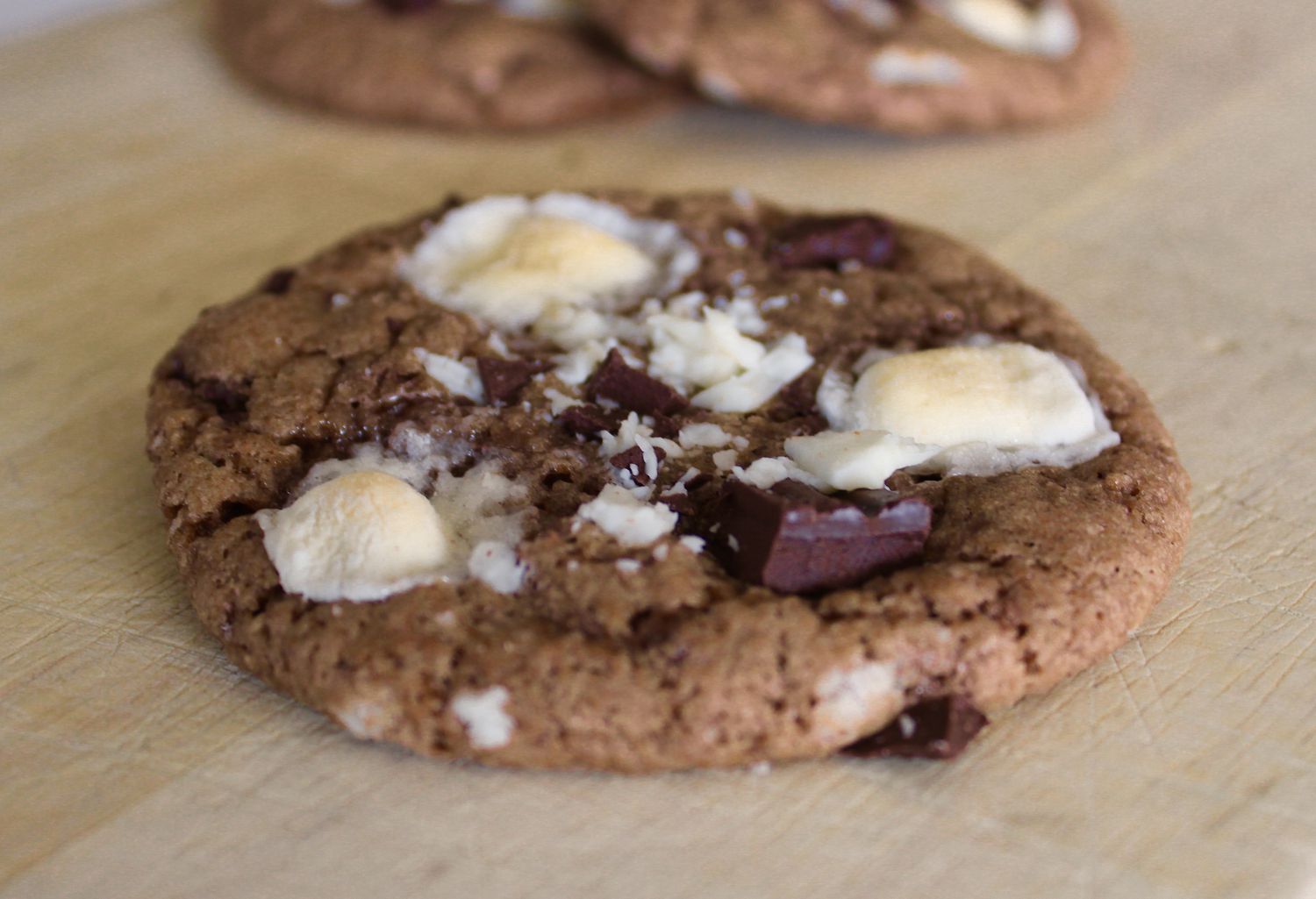 Rocky Road Cookies với kẹo dẻo