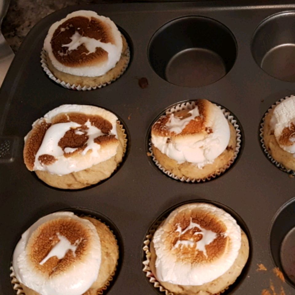 Fluffernutter Cupcakes