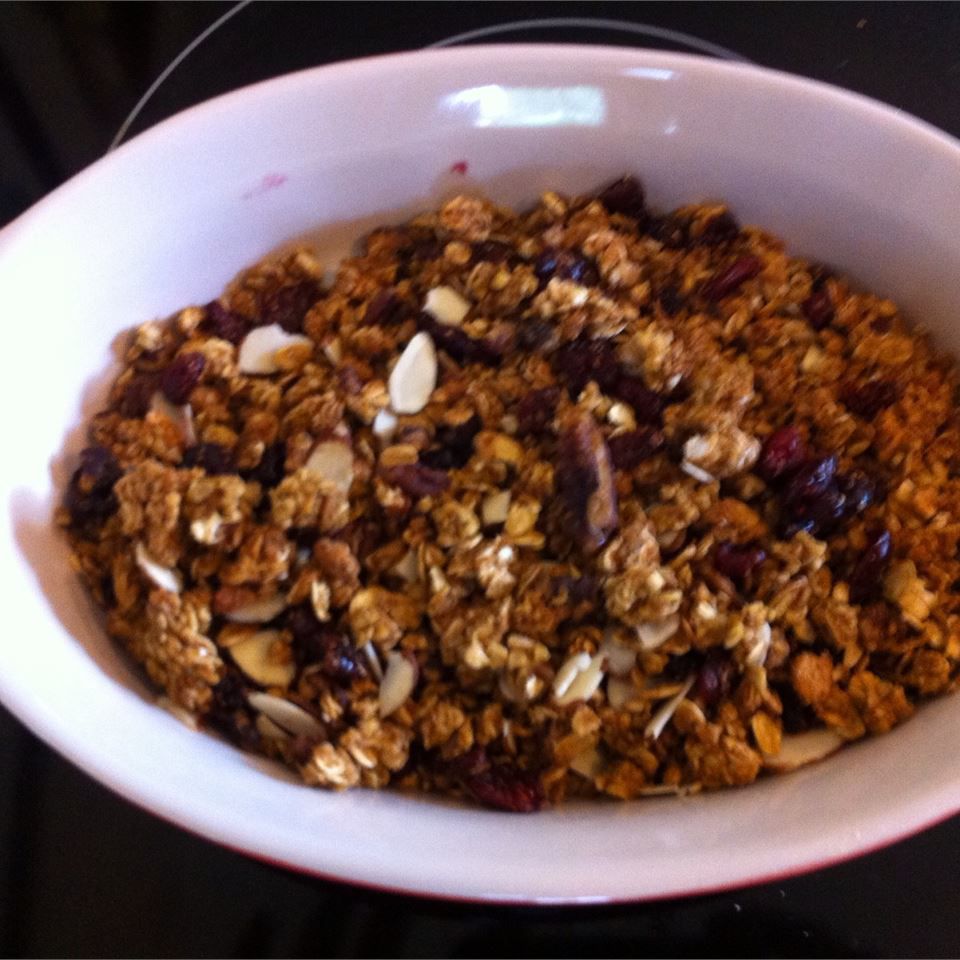 Ngũ cốc ăn sáng giòn granola