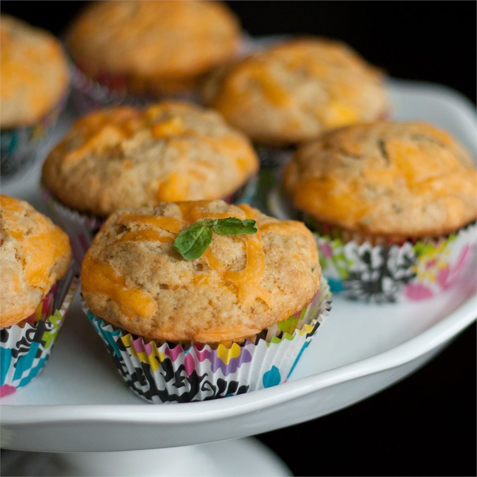 Peach mùa hè, Basil Cheddar Buffins