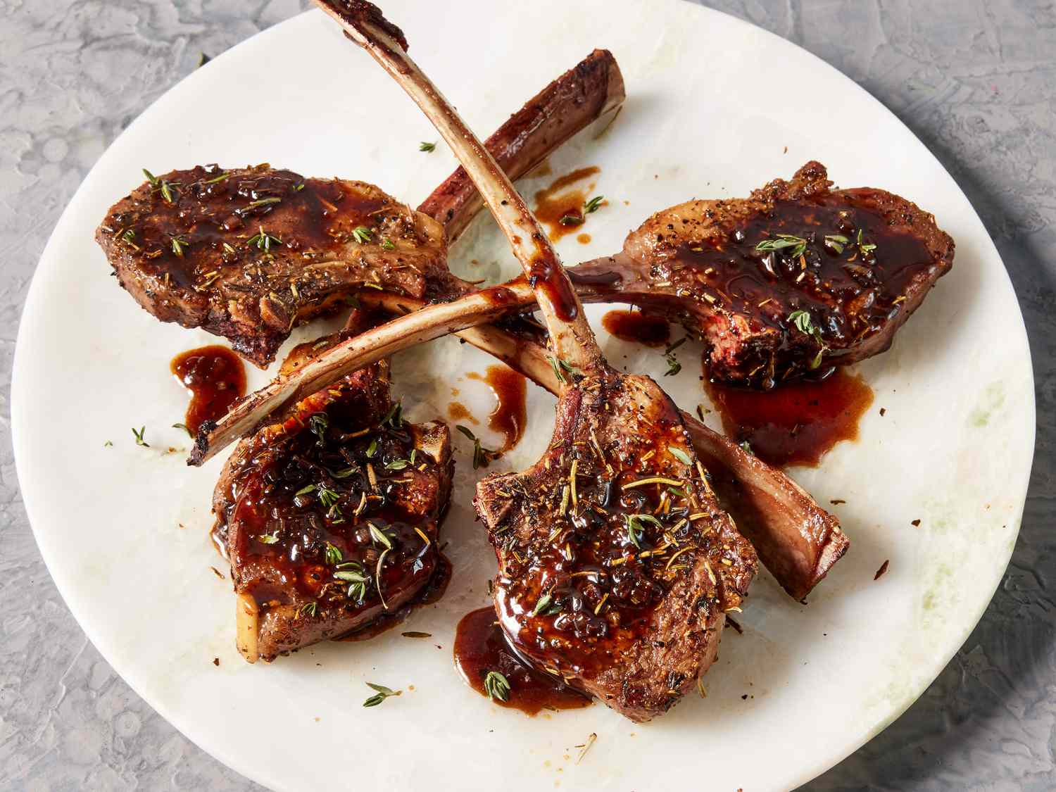 Lamb Chops với giảm balsamic