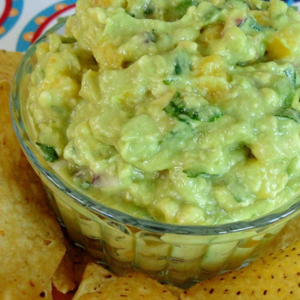 Xoài-tomatillo guacamole