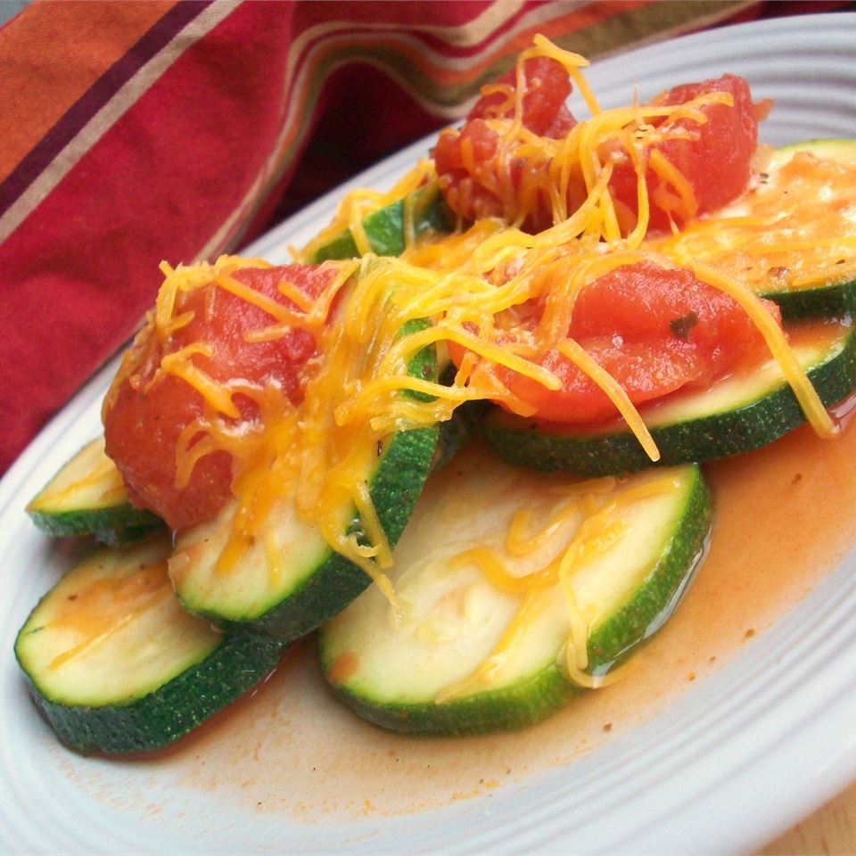 Calabacitas Guisada (Zucchini hầm rượu trưởng thành)