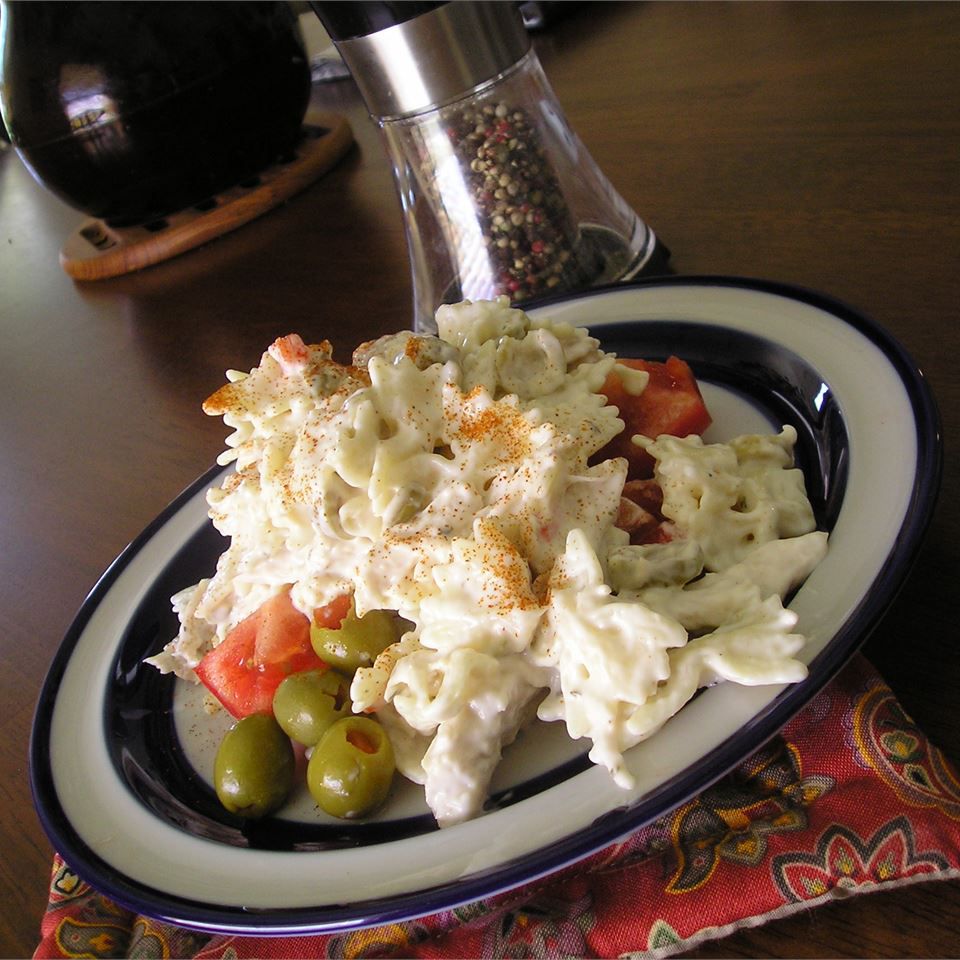 Salad macaroni gà đơn giản