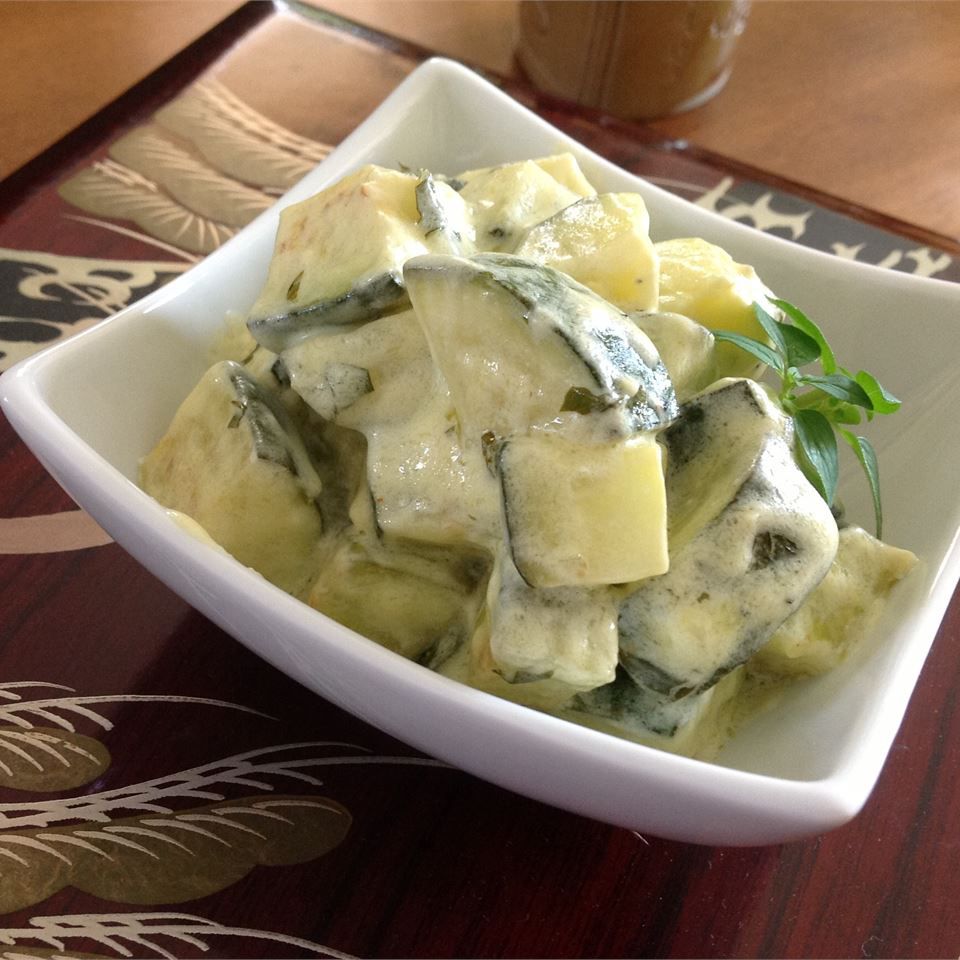 Kem zucchini khối cheesy với chanh và oregano