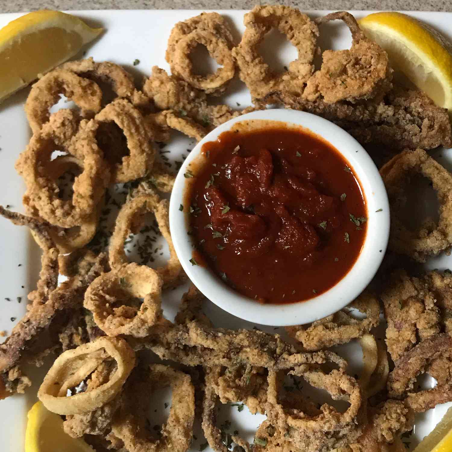 Vòng calamari chiên giòn