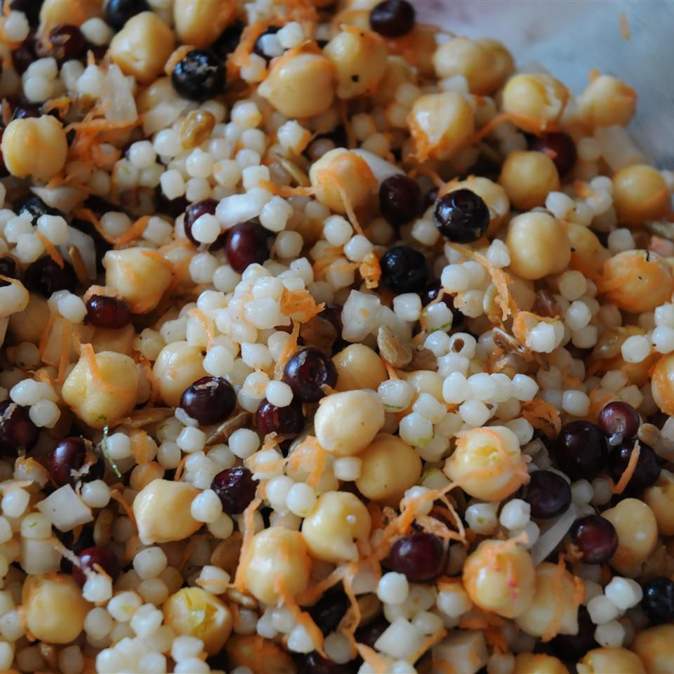 Lemony quinoa với đậu xanh và Huckleberries