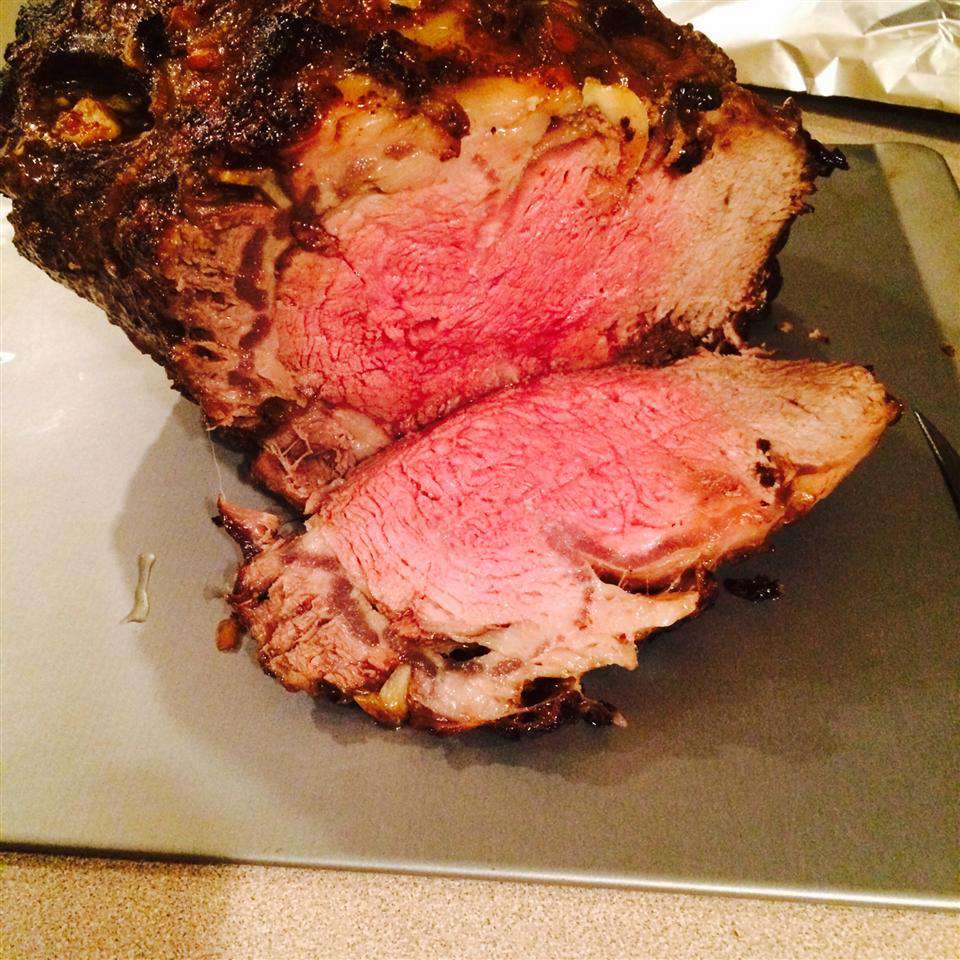 Brians Garlicky Prime Rib